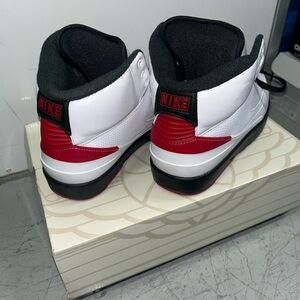 JORDAN NIKE RETRO 2